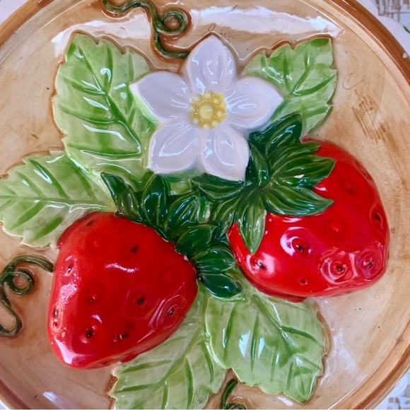 Vintage Strawberry, Blossom and Leaf Wall Decor - Picture 2 of 5